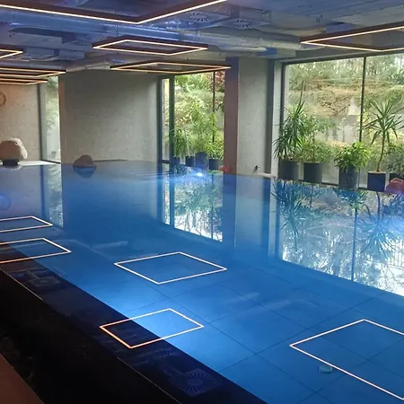 Cozy Flat азур * Saints Constantine and Helena